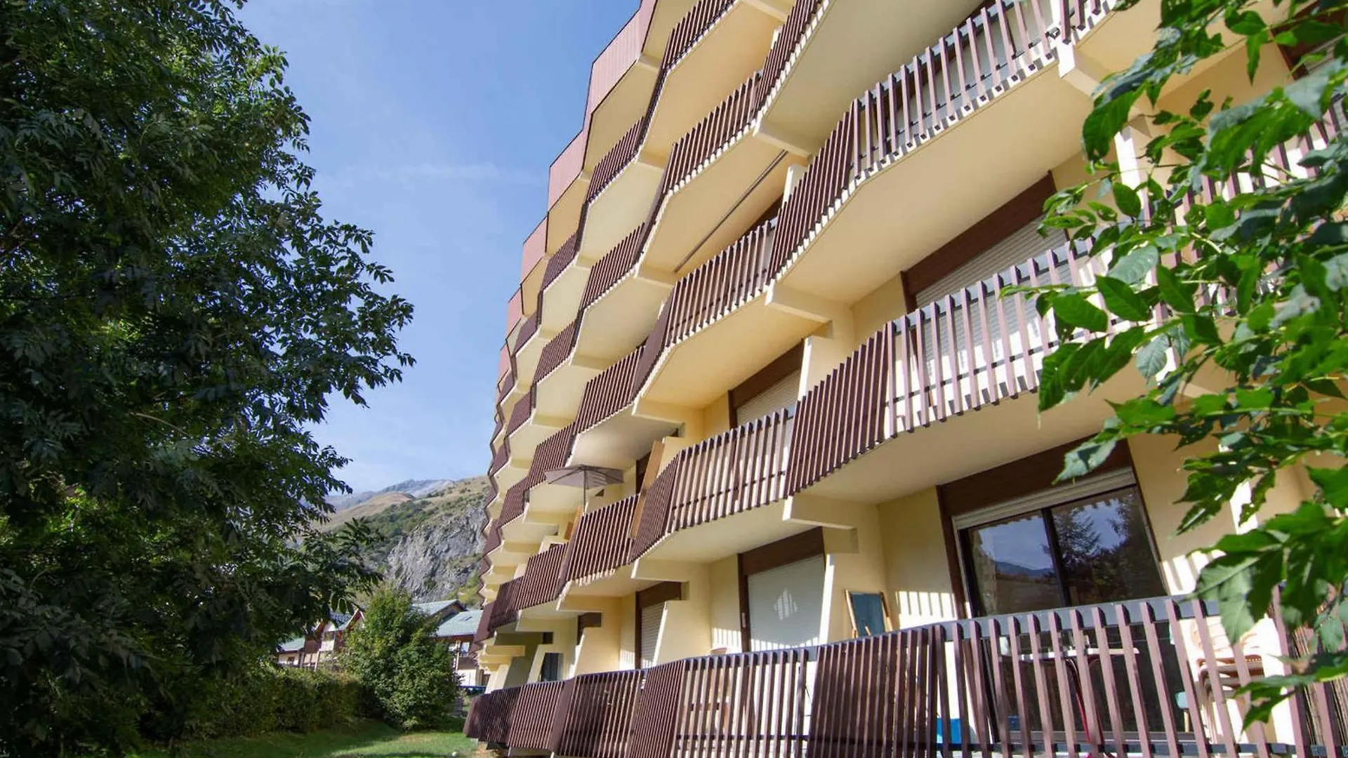 Charmant Studio Cabine 4 Personnes, 2 Etoiles, Centre De Valloire, Proche Commerces Et Telecabine - Fr-1-263-42 France